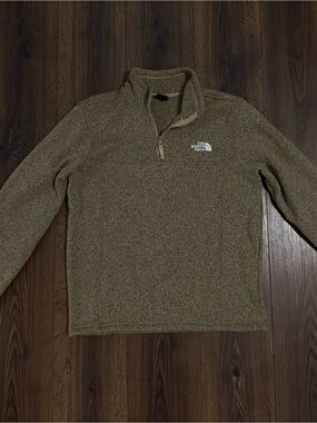 The North Face Men's Half-Zip Fleece Sweater - Olive Green